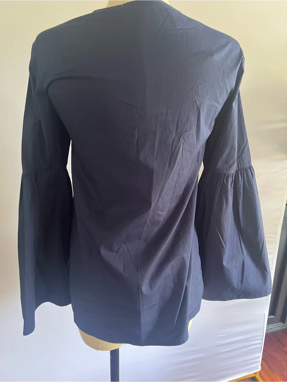 Michael Kors Women's Navy Tie-Neck Top with Gold Eyelet Detail Size XXS